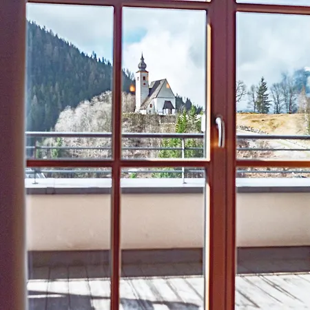 The Peak Premium Aparthotel 3*