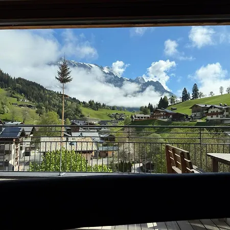 The Peak Premium Aparthotel 3*