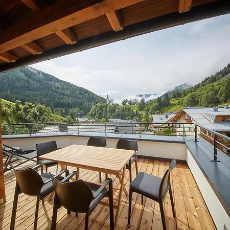Aparthotel The Peak Premium 3*