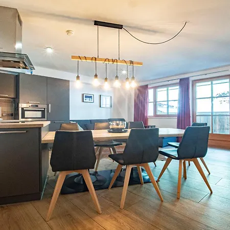 The Peak Premium Aparthotel 3*